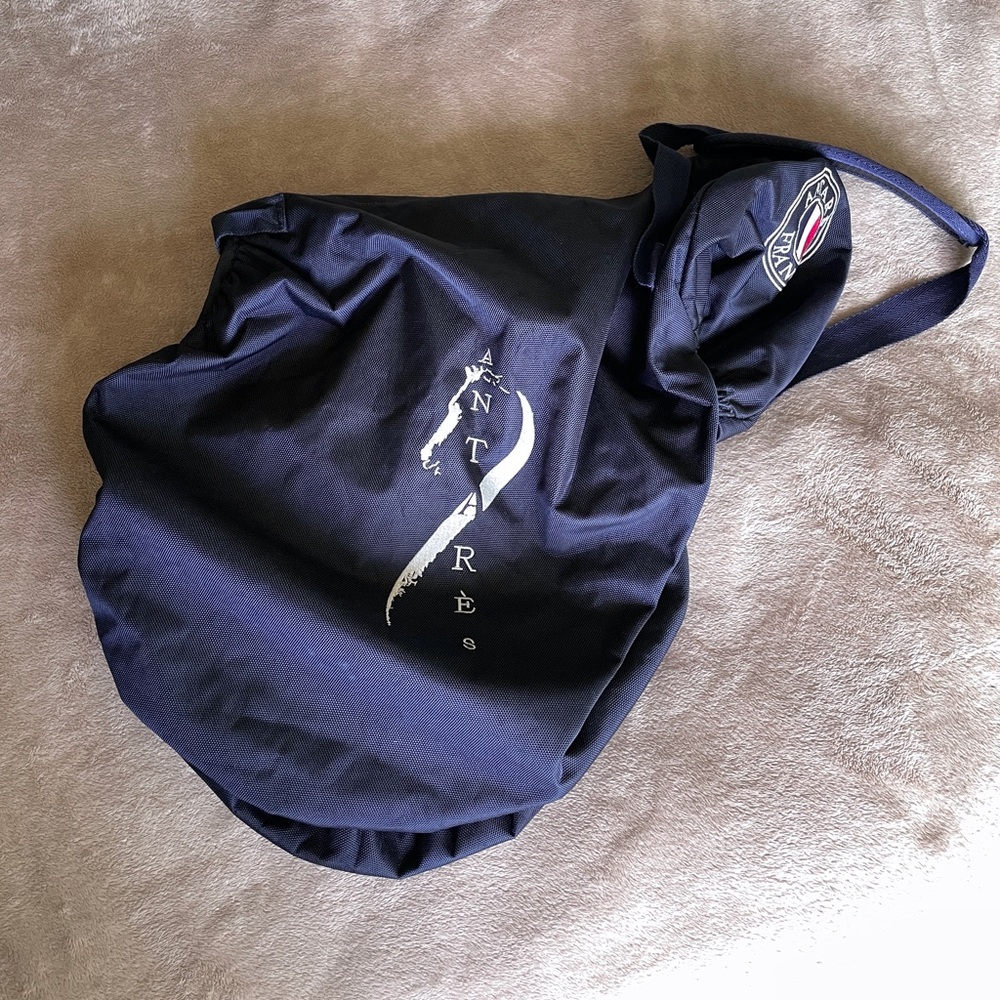 Antares Navy Blue Equestrian Saddle hands free carry Cover